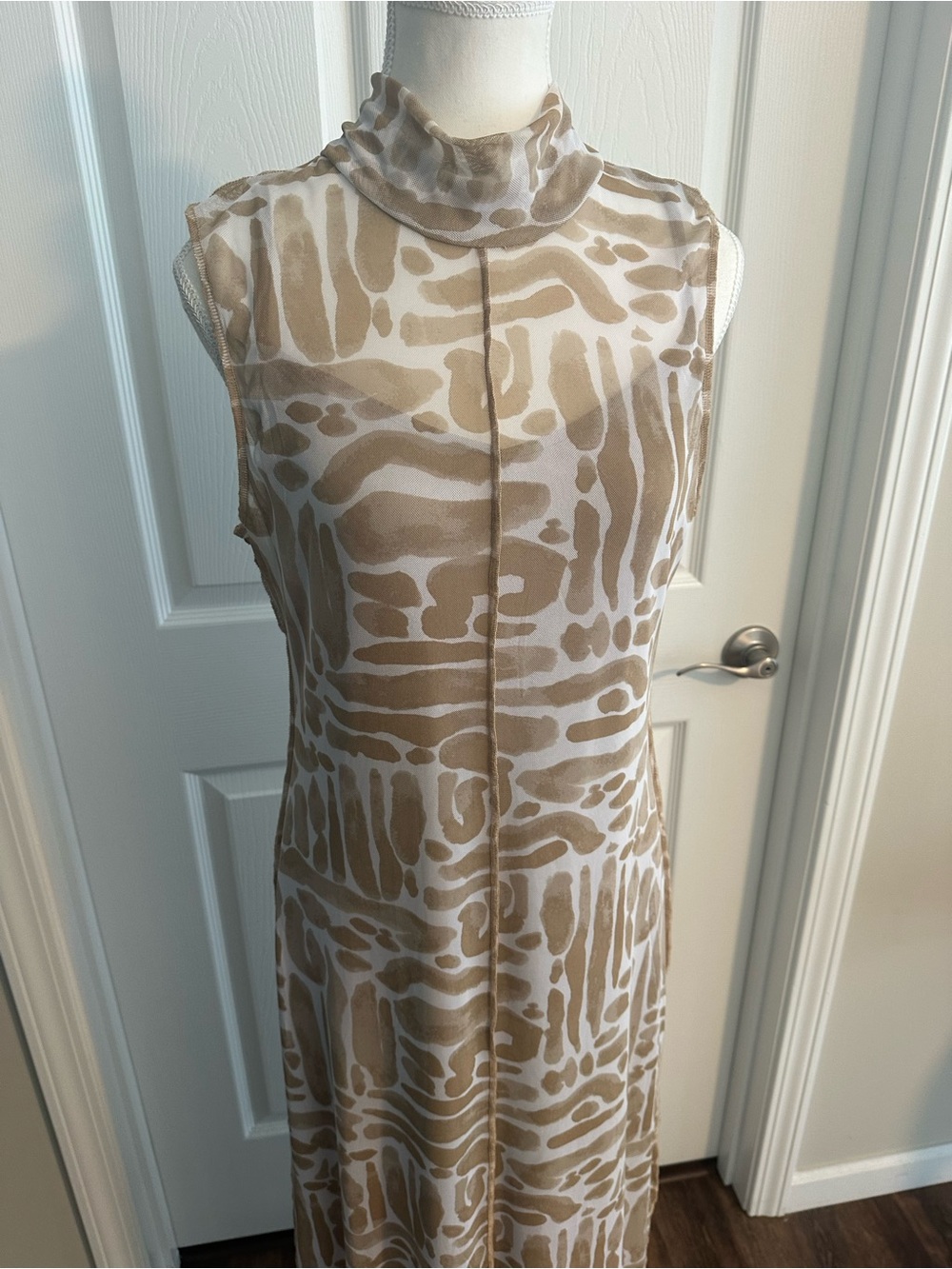 Halogen Beige & White Sleeveless Mock Neck Maxi Dress